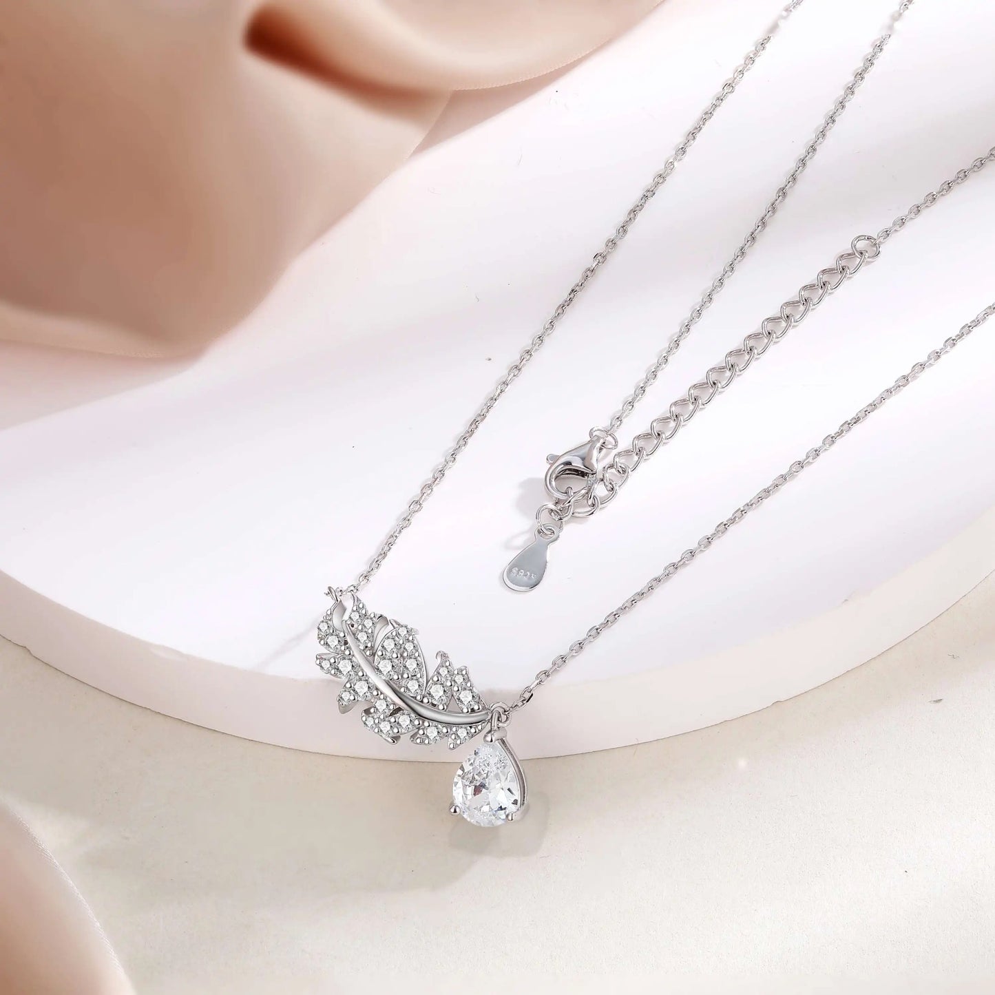 Kara Necklace
