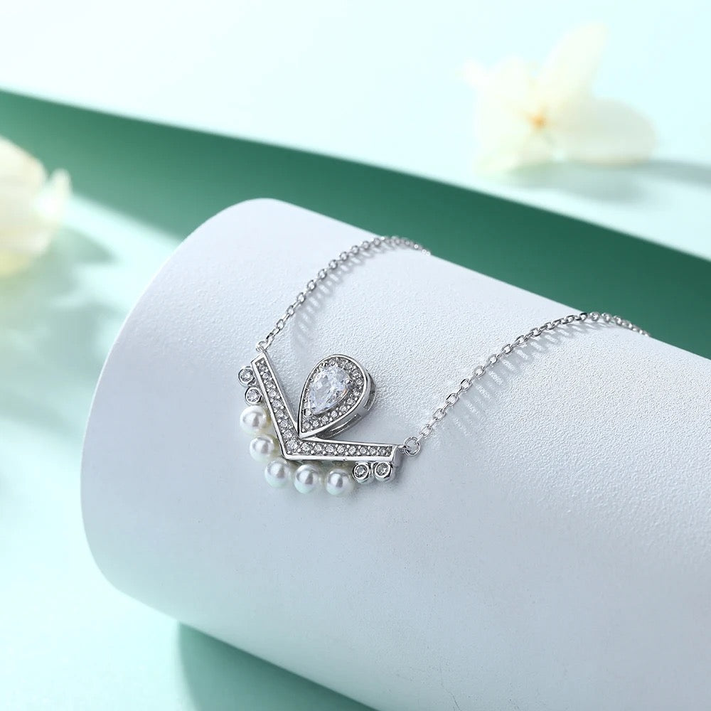 Reya Necklace
