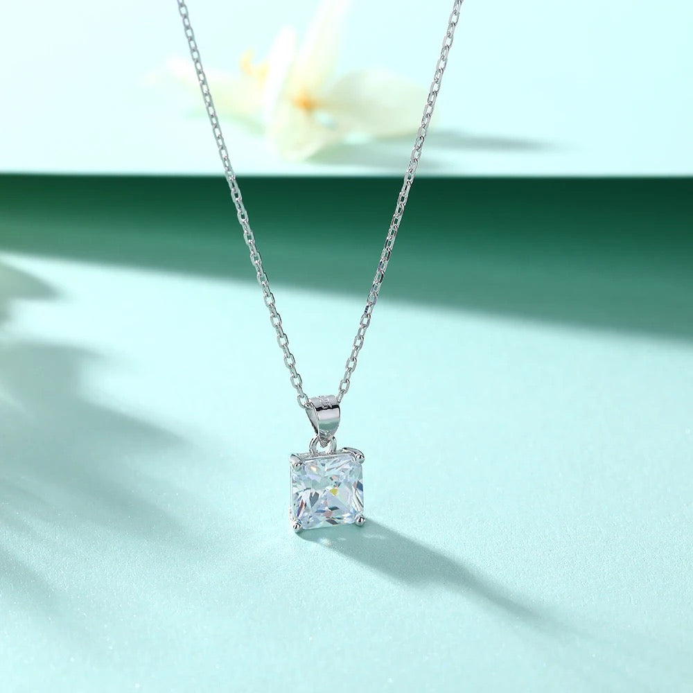 Cerys Necklace