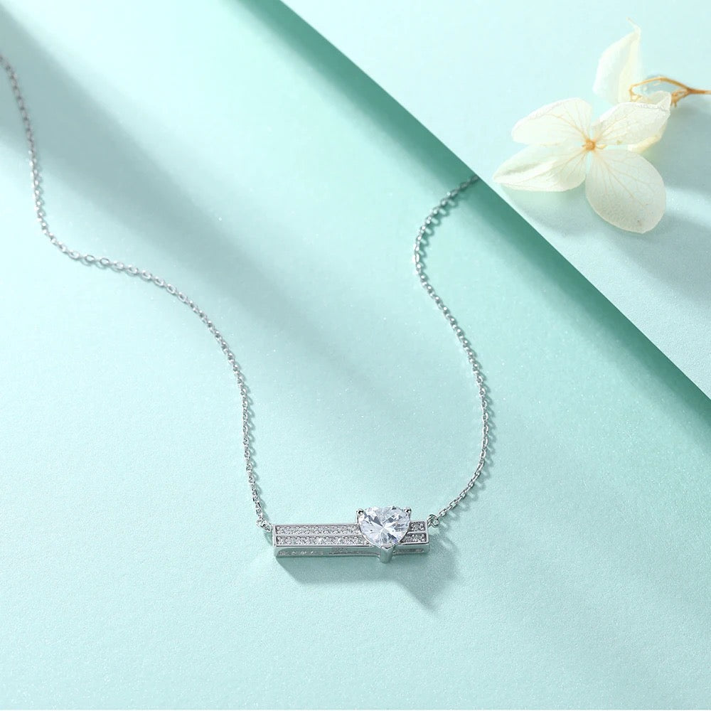 Amore Necklace