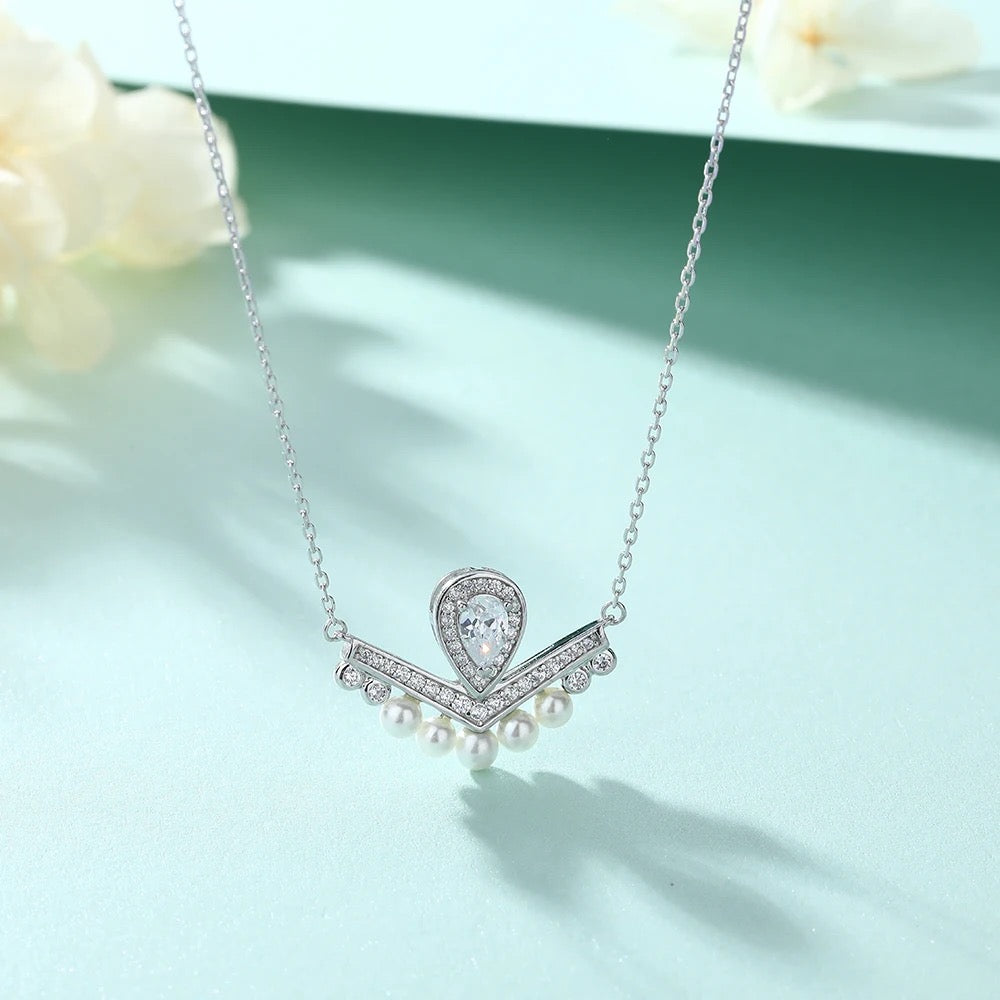 Reya Necklace